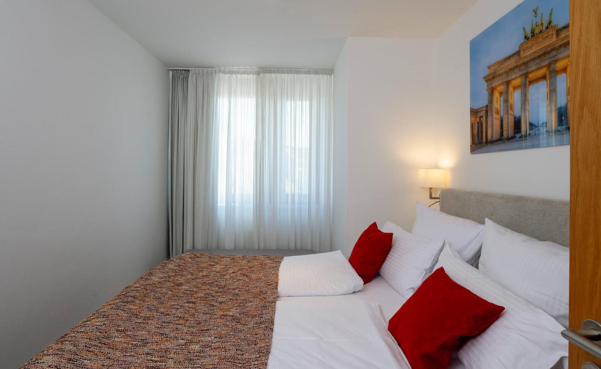 Hotel Aquino Берлін Номер фото